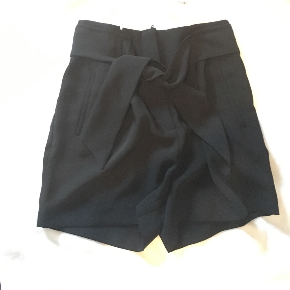 🌸1 HOUR SALE🌸Never worn H&m shorts!